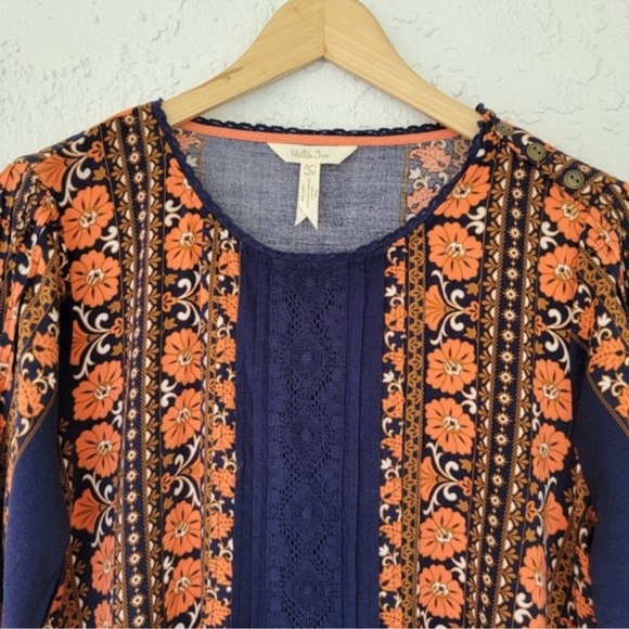 Matilda Jane Bohemian Orange and Navy Patterned Crochet Blouse Size Medium - Picture 4 of 11